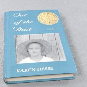 Out of the Dust by Karen Hesse Hardcover Newbery Medal Winner Scholastic Edition